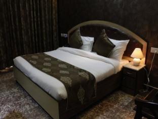 Le Grand Regency Hotel Greater Noida Exterior photo